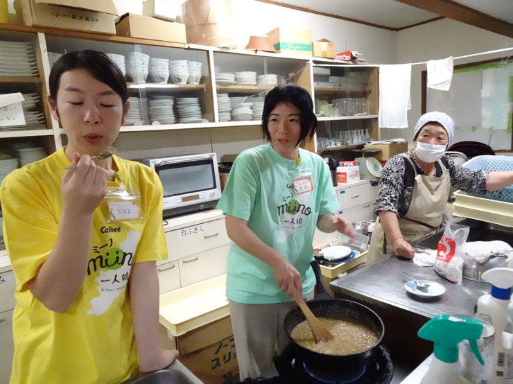 味噌づくりの様子1
