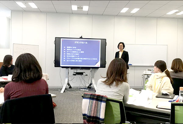 Training program for female leader candidates