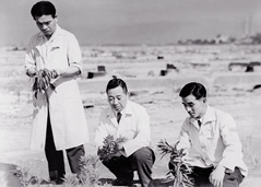 Founder Takashi Matsuo (on the right)